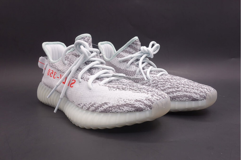 yeezy boost 350 v2 blue tint