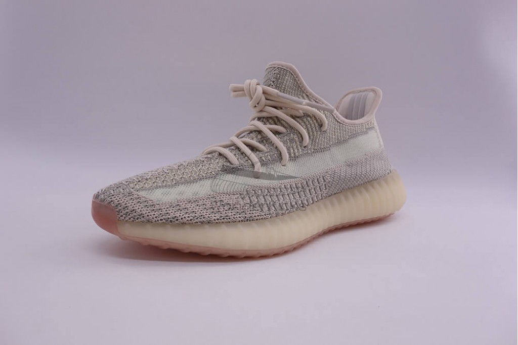 yeezy boost 350 v2 citrin (non reflective)