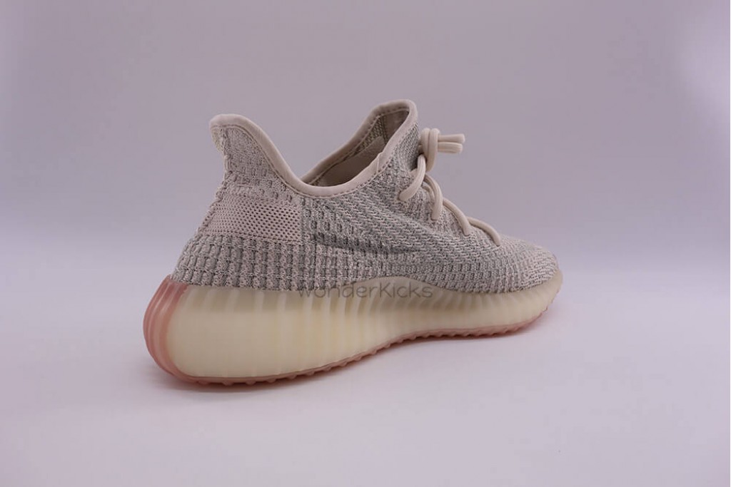 yeezy boost 350 v2 citrin (non reflective)