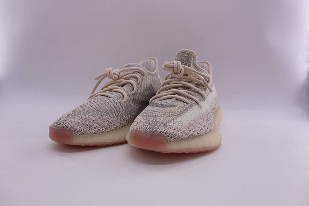 yeezy boost 350 v2 citrin (non reflective)