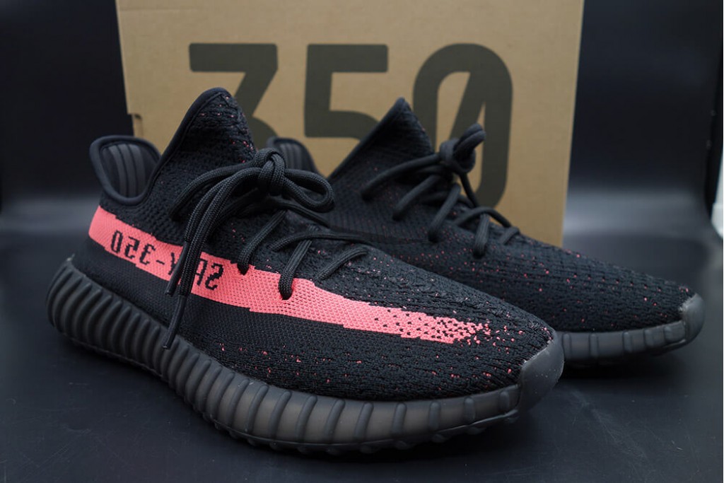 yeezy boost 350 v2 core black red