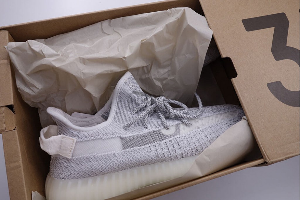 yeezy boost 350 v2 static reflective