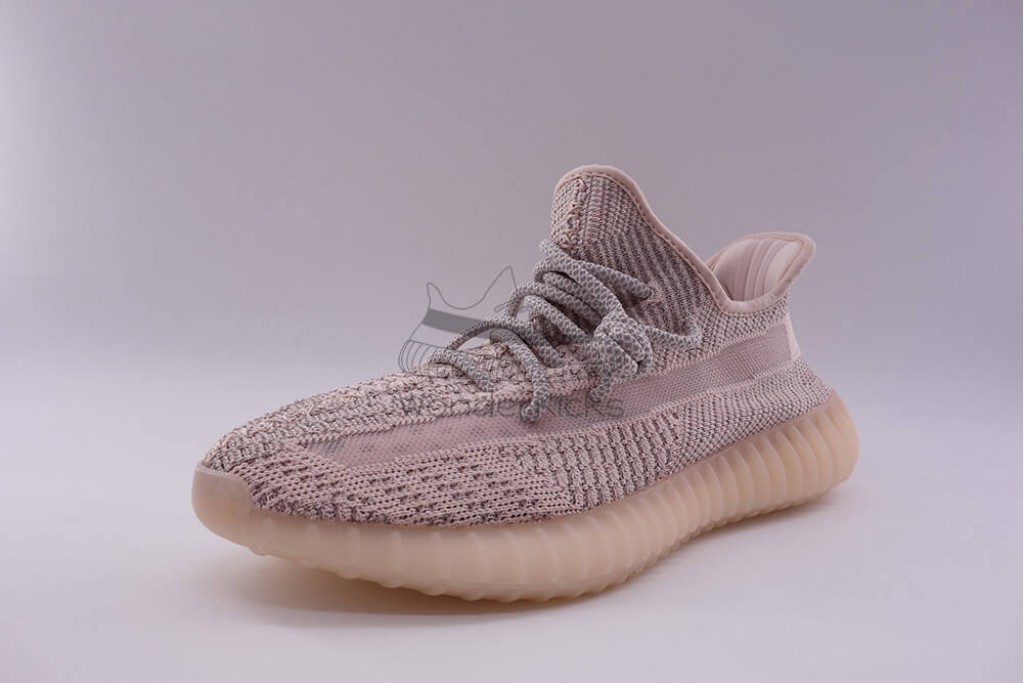 yeezy boost 350 v2 synth reflective