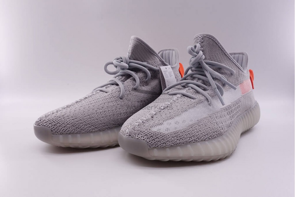 yeezy boost 350 v2 tail light