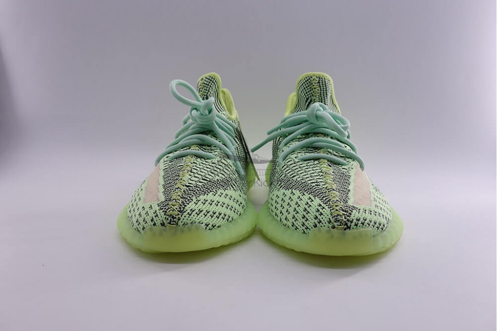 yeezy boost 350 v2 yeezreel (non reflective)