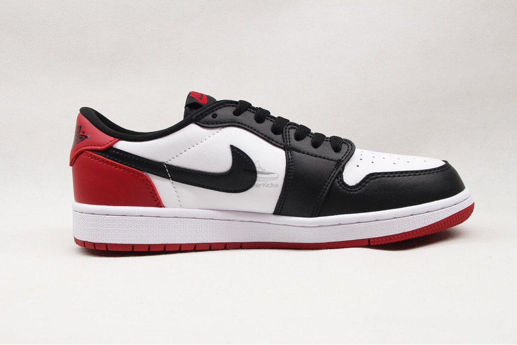 air jordan 1 retro low og black toe (2023)