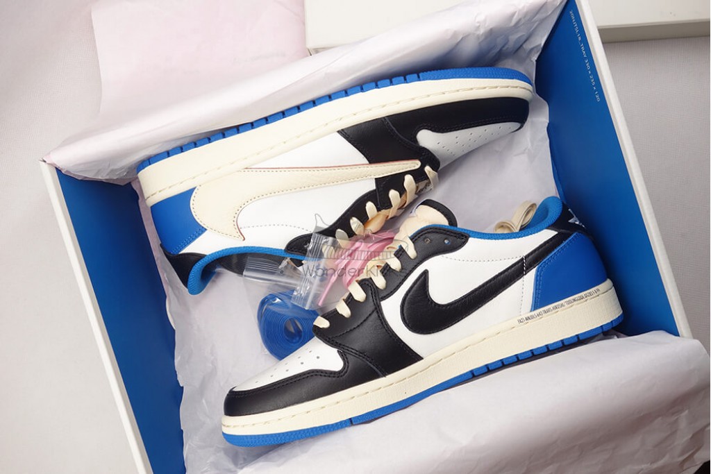 air jordan 1 retro low fragment x travis scott