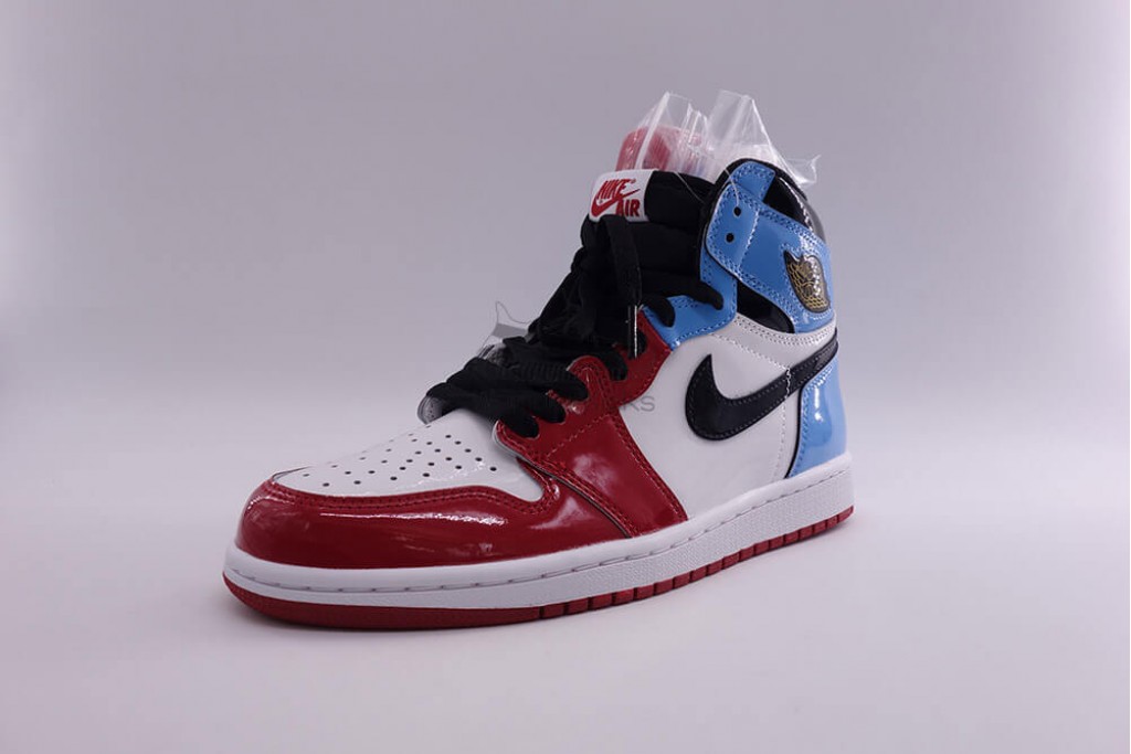 air jordan 1 retro high fearless unc chicago