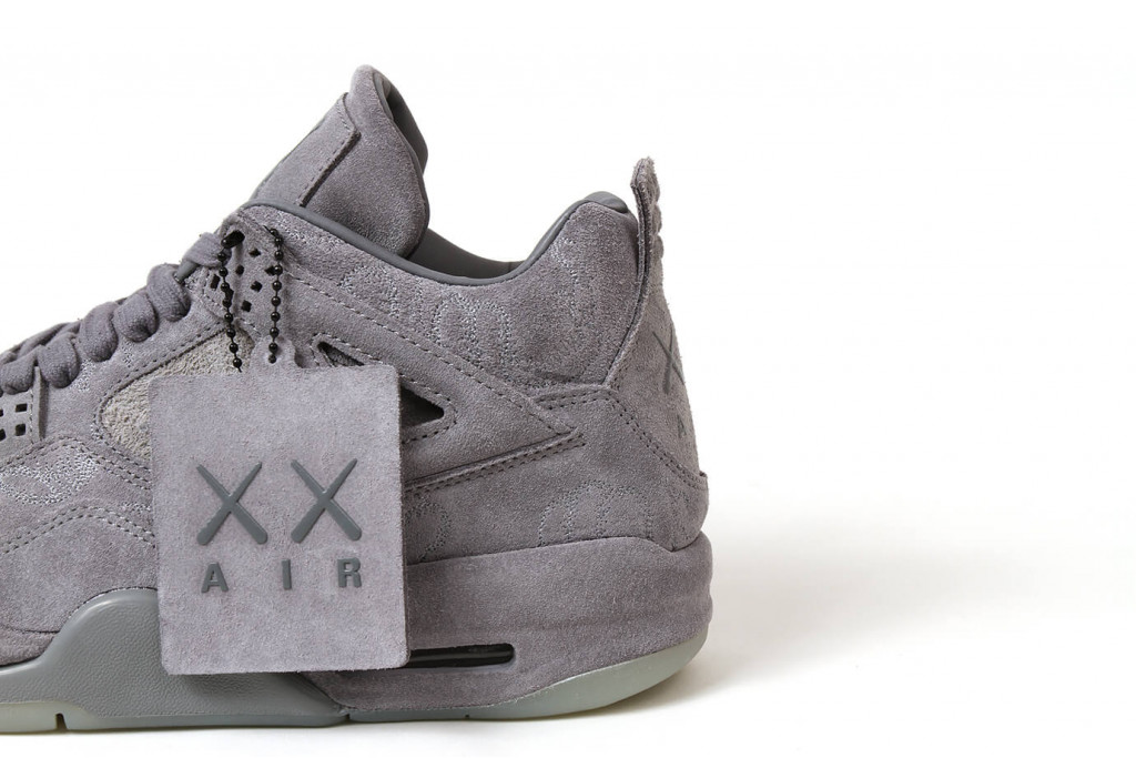 air jordan 4 retro kaws