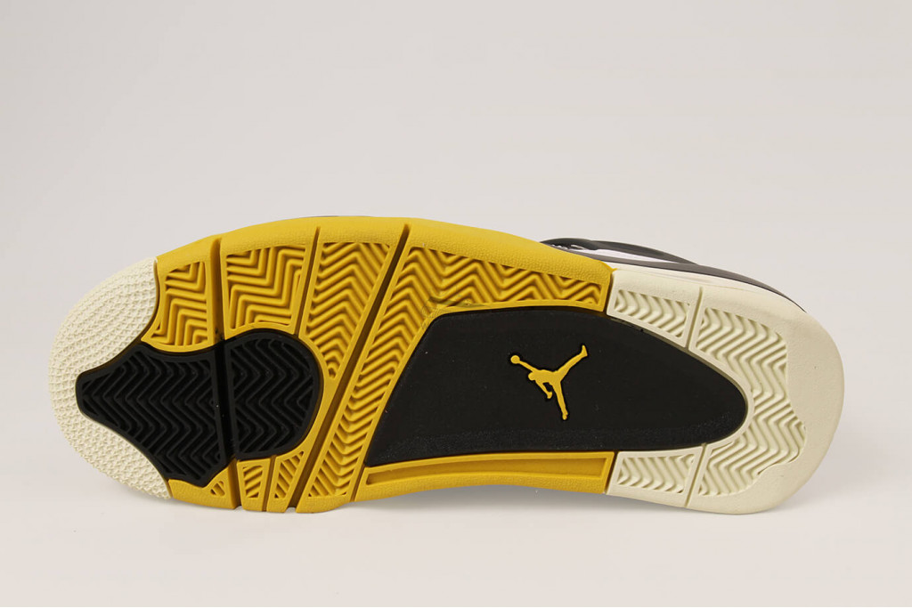 air jordan 4 retro vivid sulfur