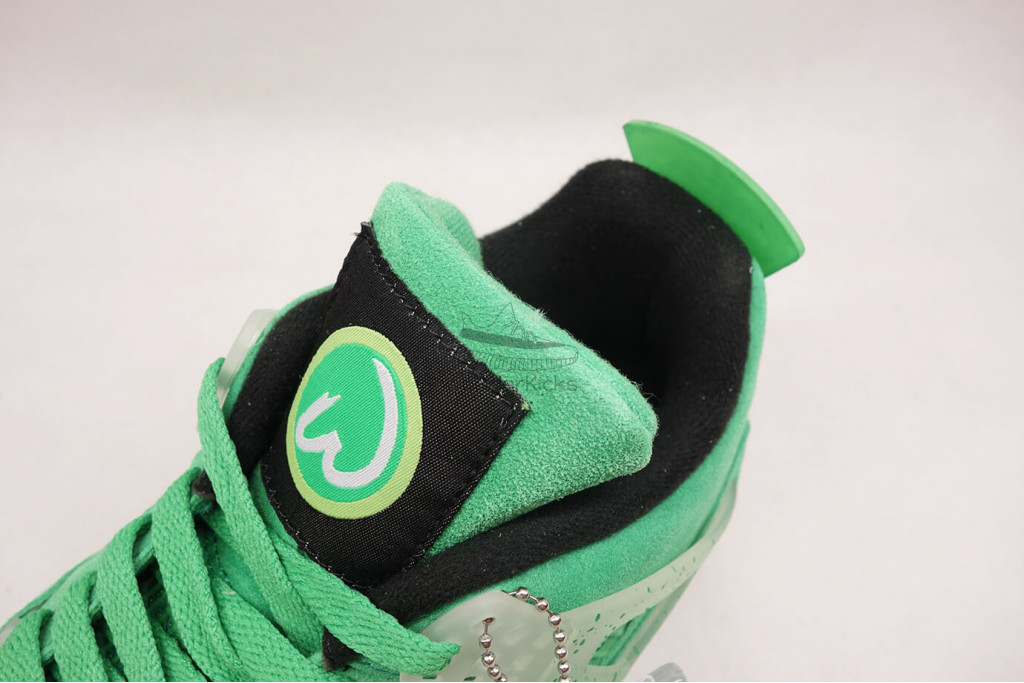 air jordan 4 retro wahlburgers