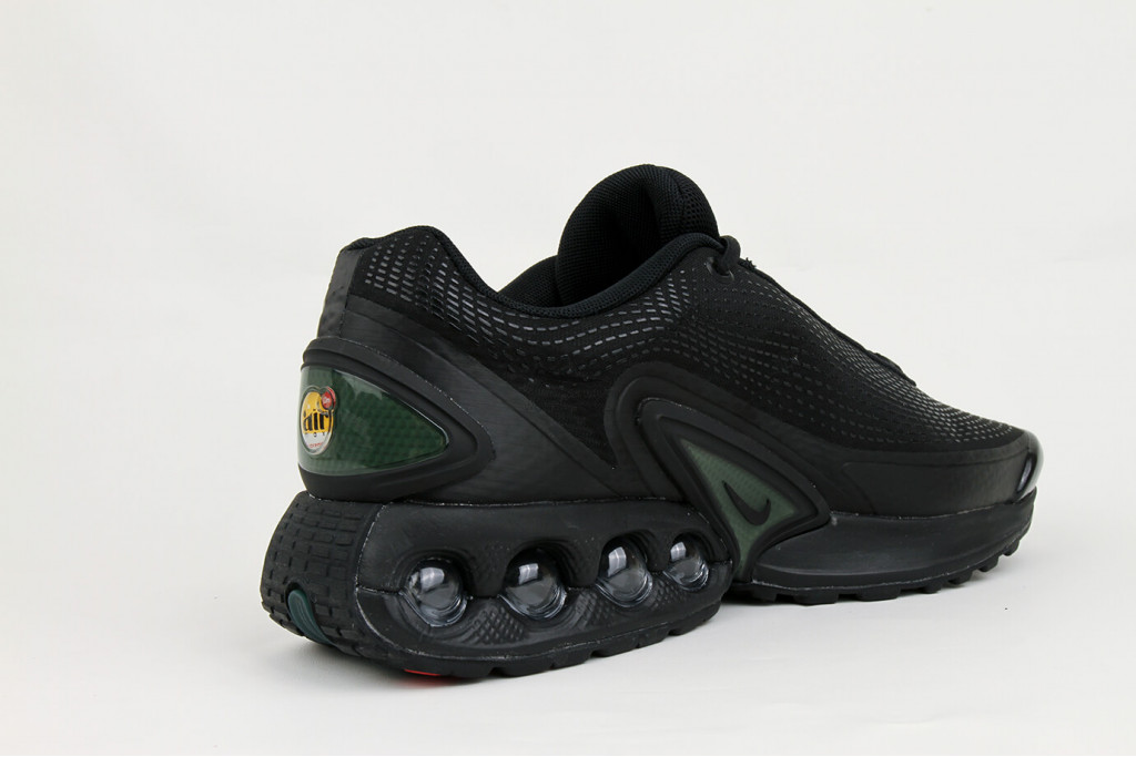 air max dn Sup*e black