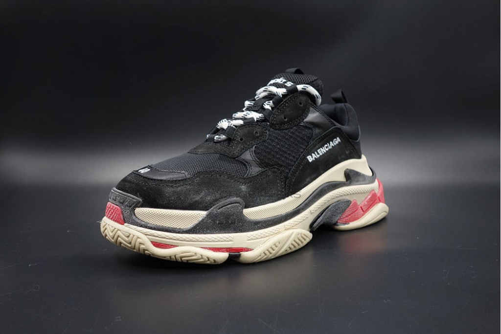 bc triple s trainer black white red