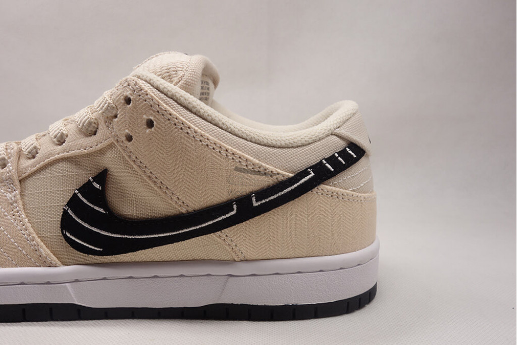 sb dunk low albino & preto