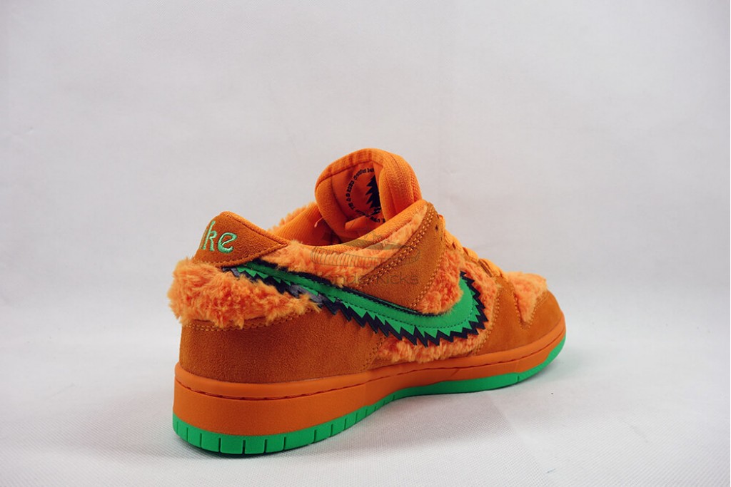 sb dunk low grateful dead bears orange