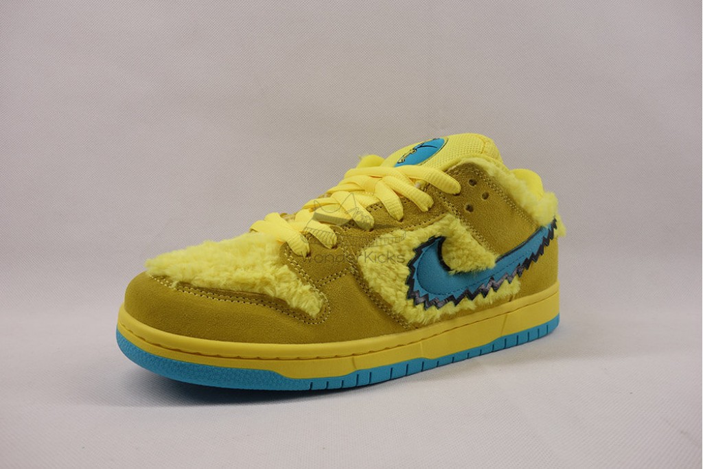 sb dunk low grateful dead bears opti yellow