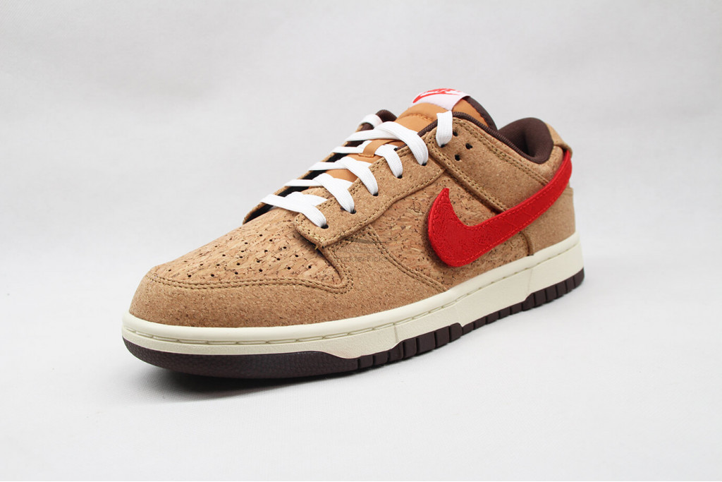 dunk low sp clot cork