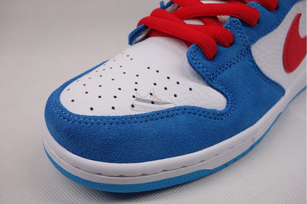 dunk sb high doraemon