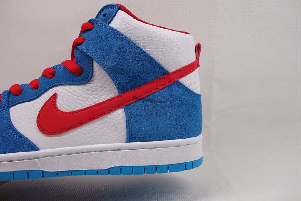 dunk sb high doraemon