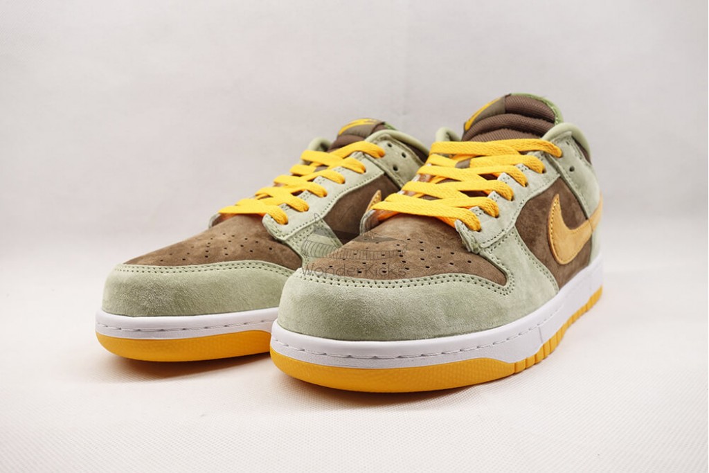 dunk low dusty olive