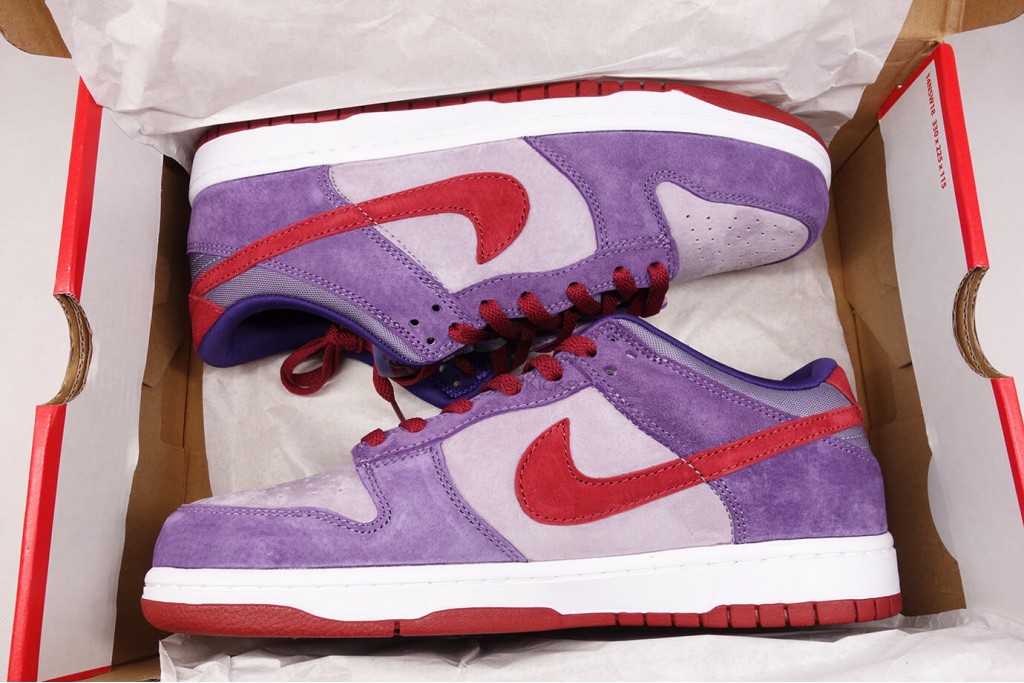 dunk low plum