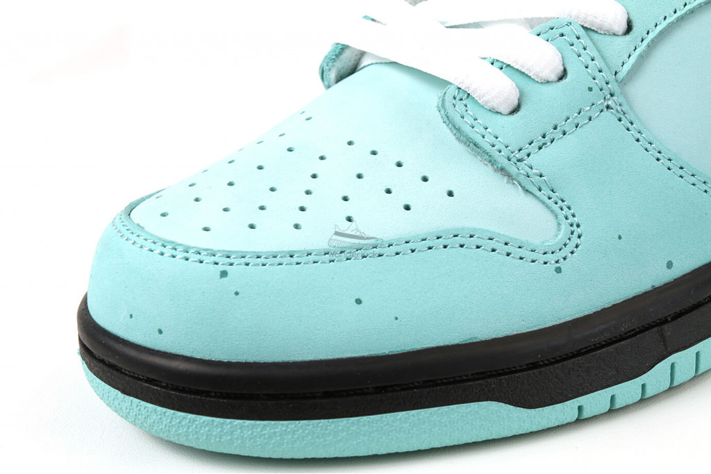 sb dunk low tiffany lobster